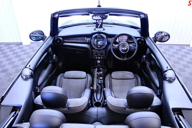 MINI CONVERTIBLE