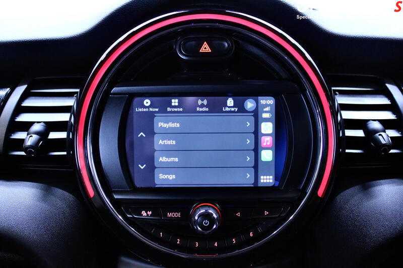 MINI HATCH