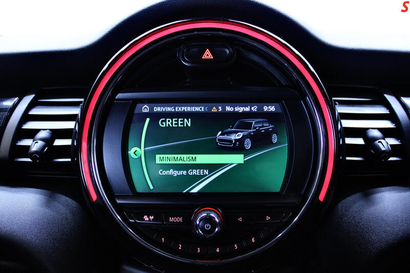MINI HATCH