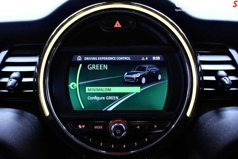 MINI HATCH