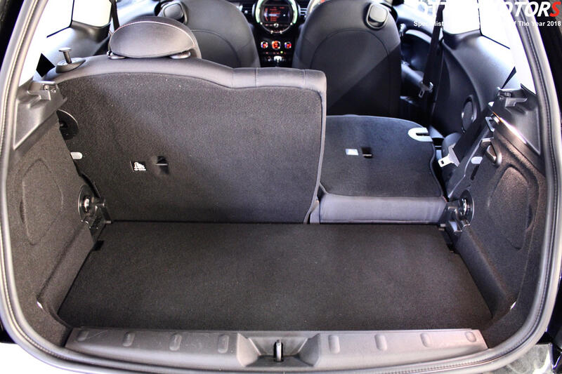 MINI HATCH