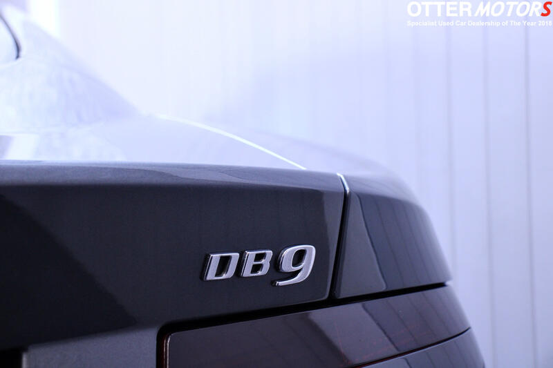 ASTON MARTIN DB9