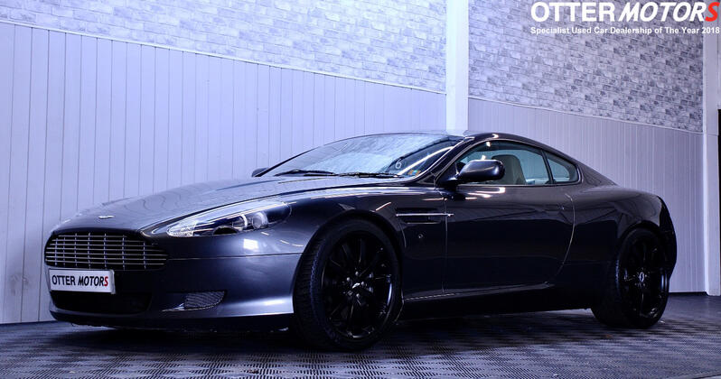 ASTON MARTIN DB9