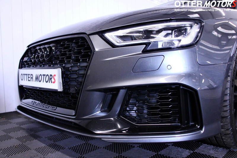 AUDI RS3