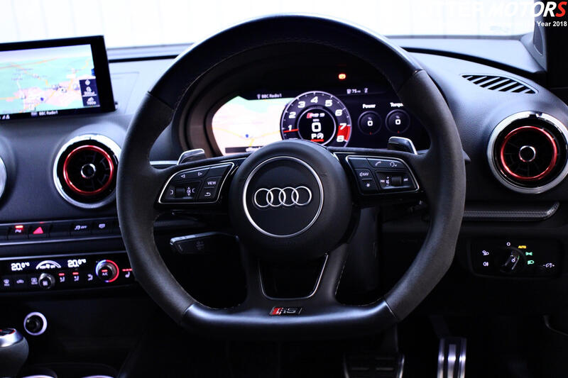 AUDI RS3
