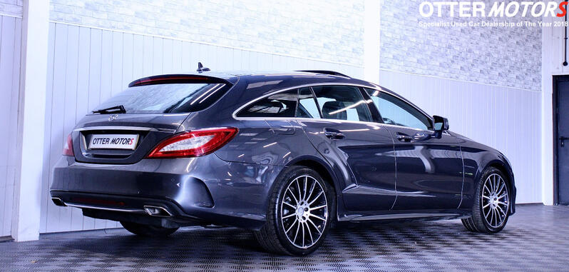 MERCEDES-BENZ CLS