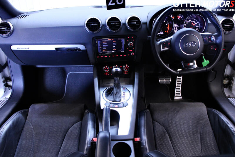 AUDI TT