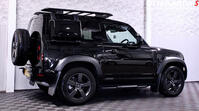 LAND ROVER DEFENDER 90