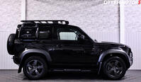 LAND ROVER DEFENDER 90