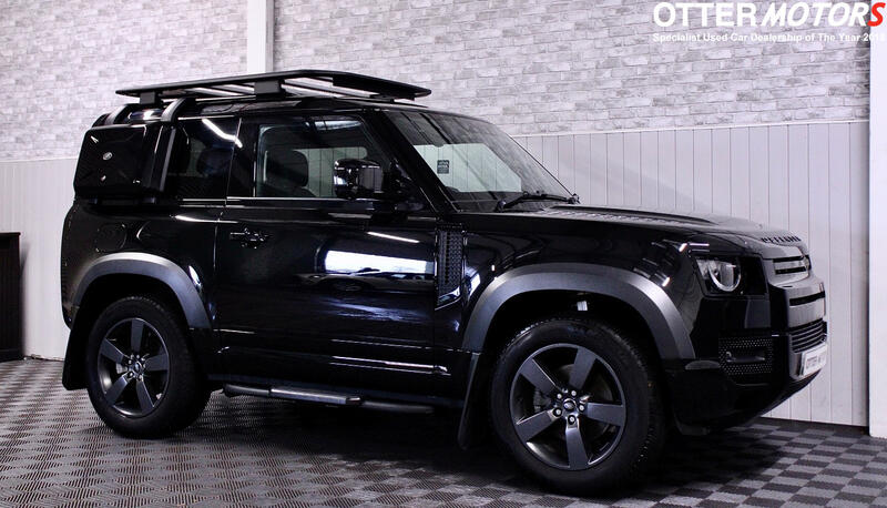 LAND ROVER DEFENDER 90