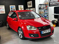 VOLKSWAGEN GOLF (2005)