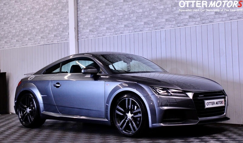 AUDI TT