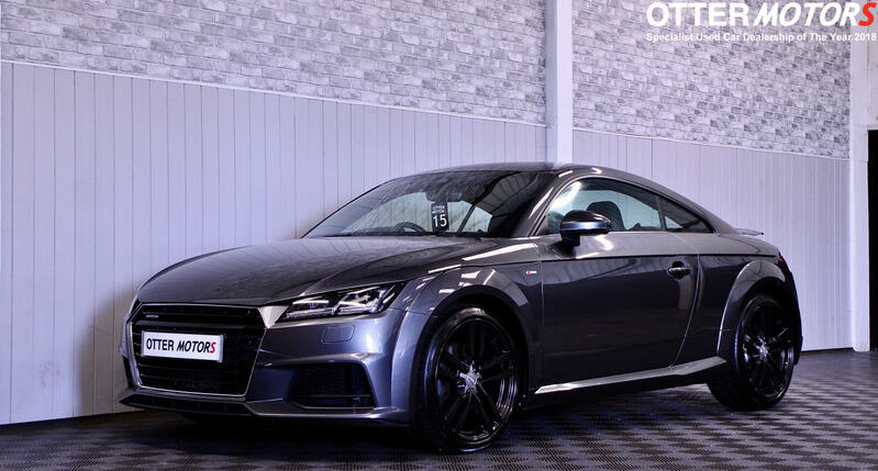 AUDI TT