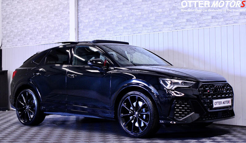 AUDI RS Q3