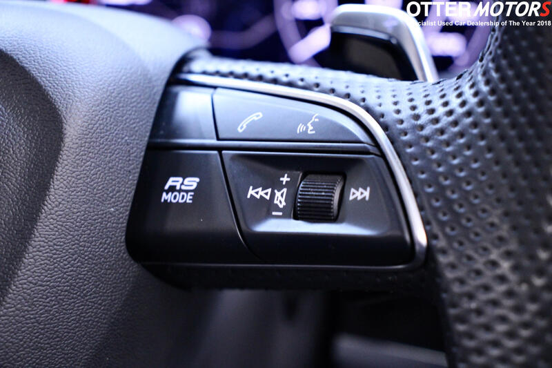 AUDI RS Q3
