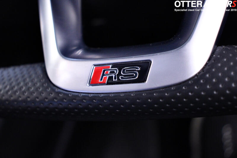 AUDI RS Q3