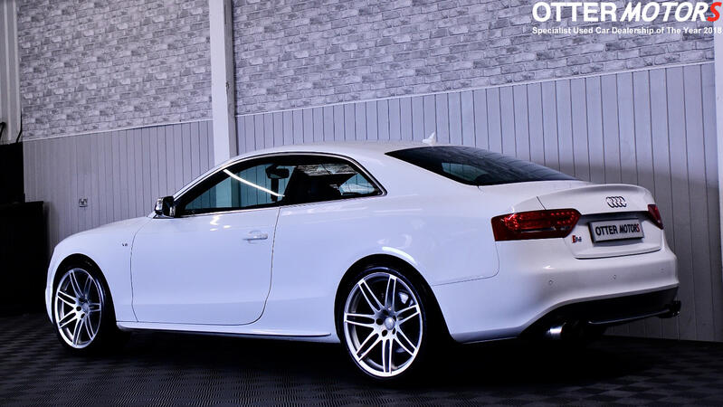 AUDI S5