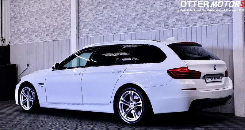BMW 5 SERIES