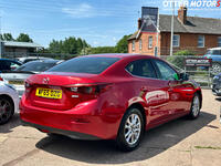 MAZDA MAZDA3 (2015)