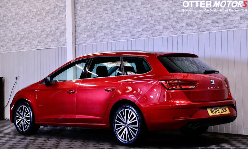 SEAT LEON
