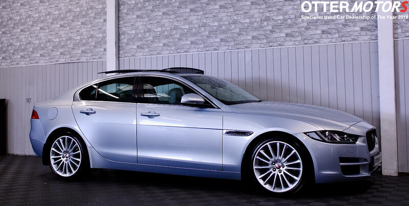 JAGUAR XE