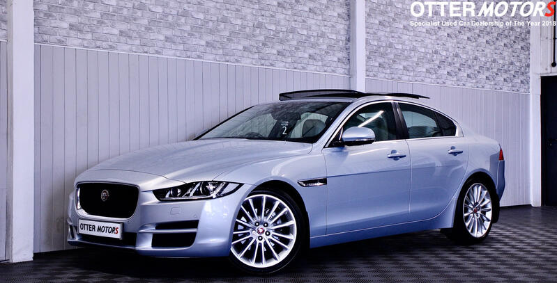 JAGUAR XE