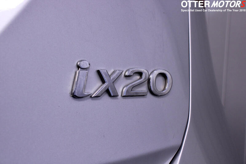 HYUNDAI IX20