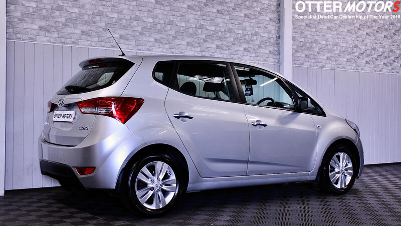 HYUNDAI IX20