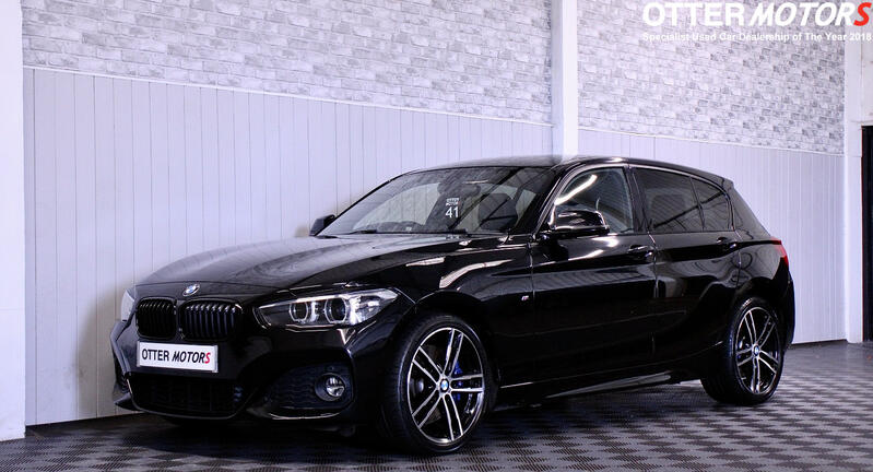 BMW 1 SERIES