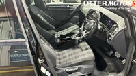 VOLKSWAGEN GOLF (2019)