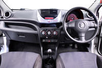 SUZUKI ALTO (2013)