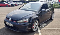 VOLKSWAGEN GOLF (2015)