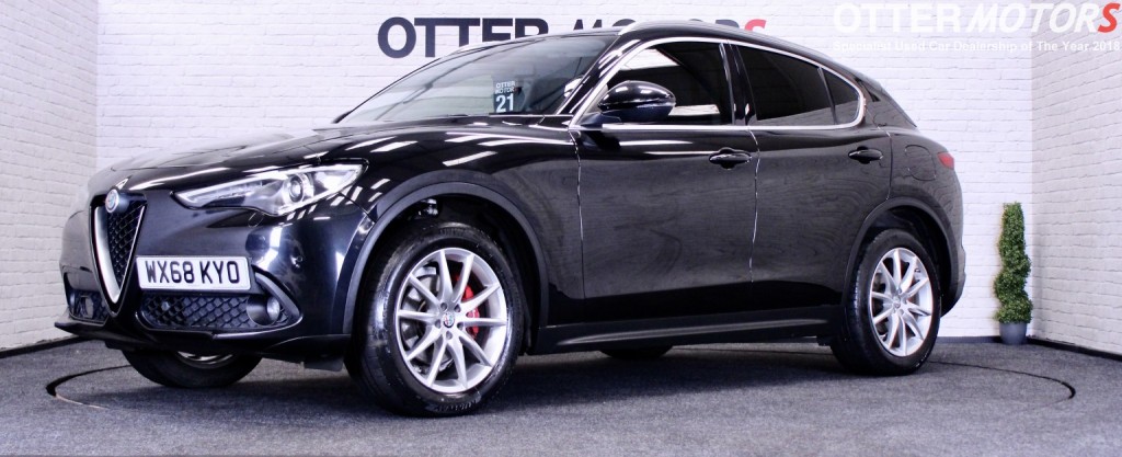 2018 Alfa Romeo Stelvio (2018)