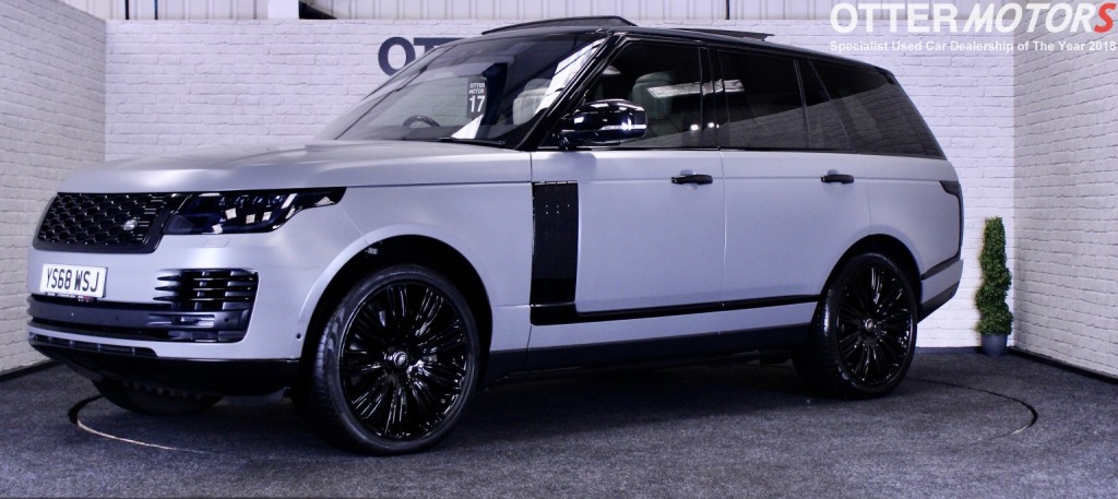 2018 Land Rover RANGE ROVER (2018)