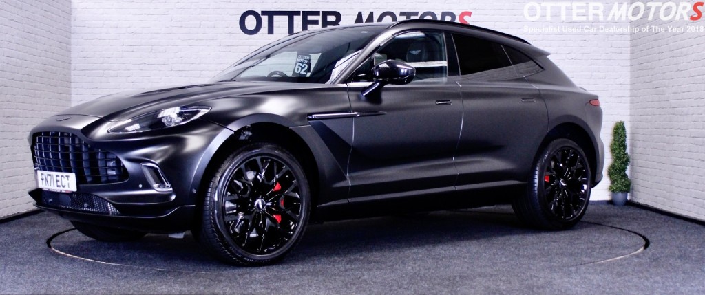 2021 Aston Martin DBX